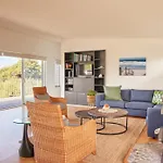 Ruru House